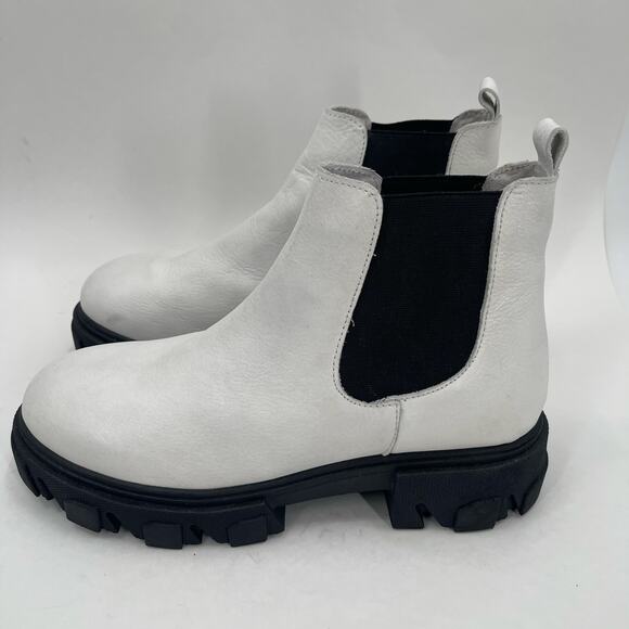 SILENT D Cress Chelsea Boot Size 38 (US 7/7.5) White Leather Lug Sole Slip On - Picture 8 of 16